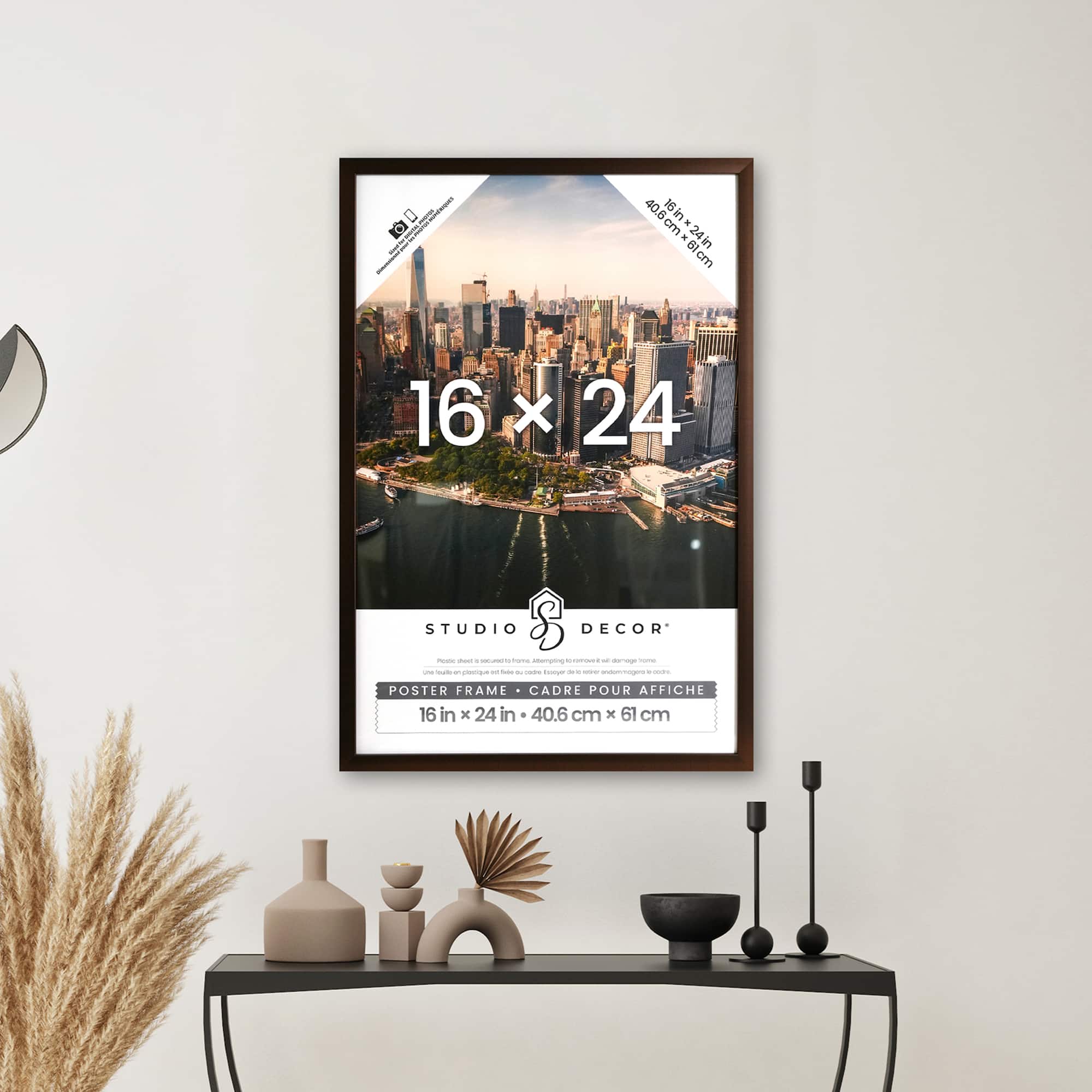 Bronze Poster Frame by Studio Décor